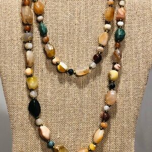 Vintage agate and carnelian bead necklace